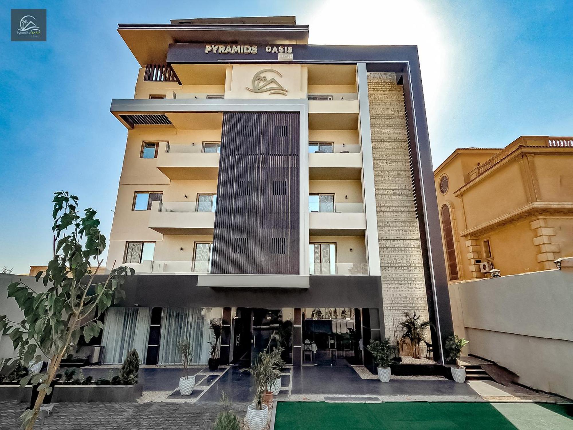 Pyramids Oasis Hotel 4*