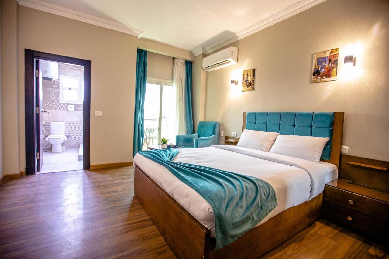 Pyramids Oasis Szálloda 4*