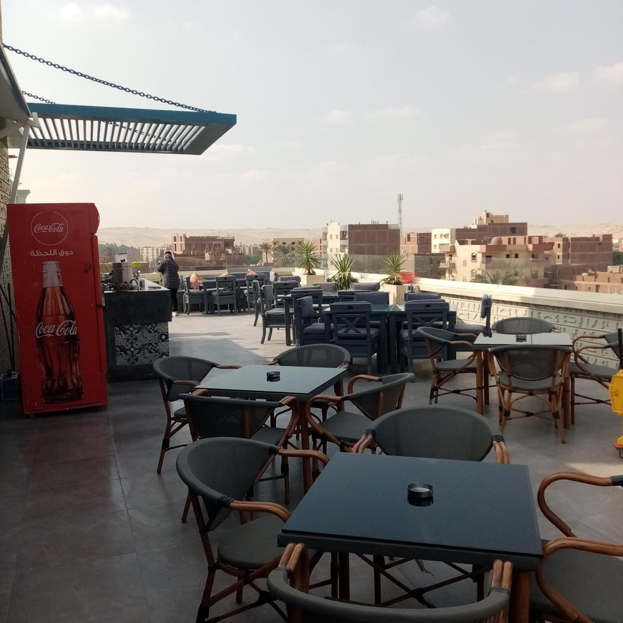 Pyramids Oasis 4* Kafret el-Gabal